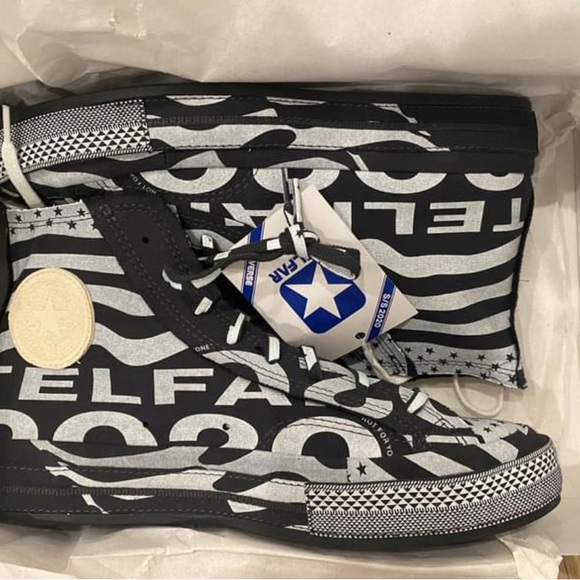 TELFAR x Converse collab - Rare and amazing shoes. New in Box! - Picture 3 of 4